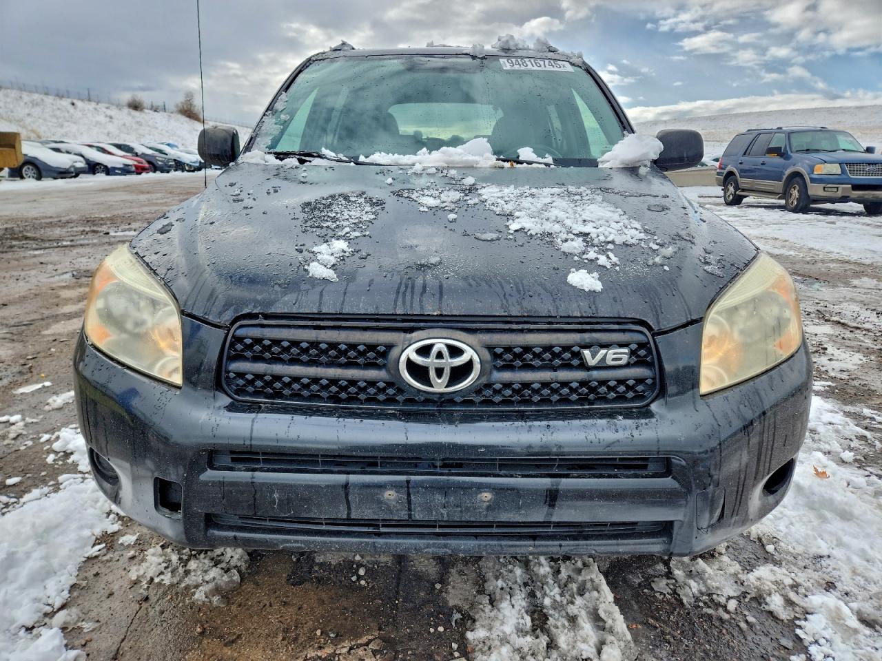 Toyota RAV4 Image 6