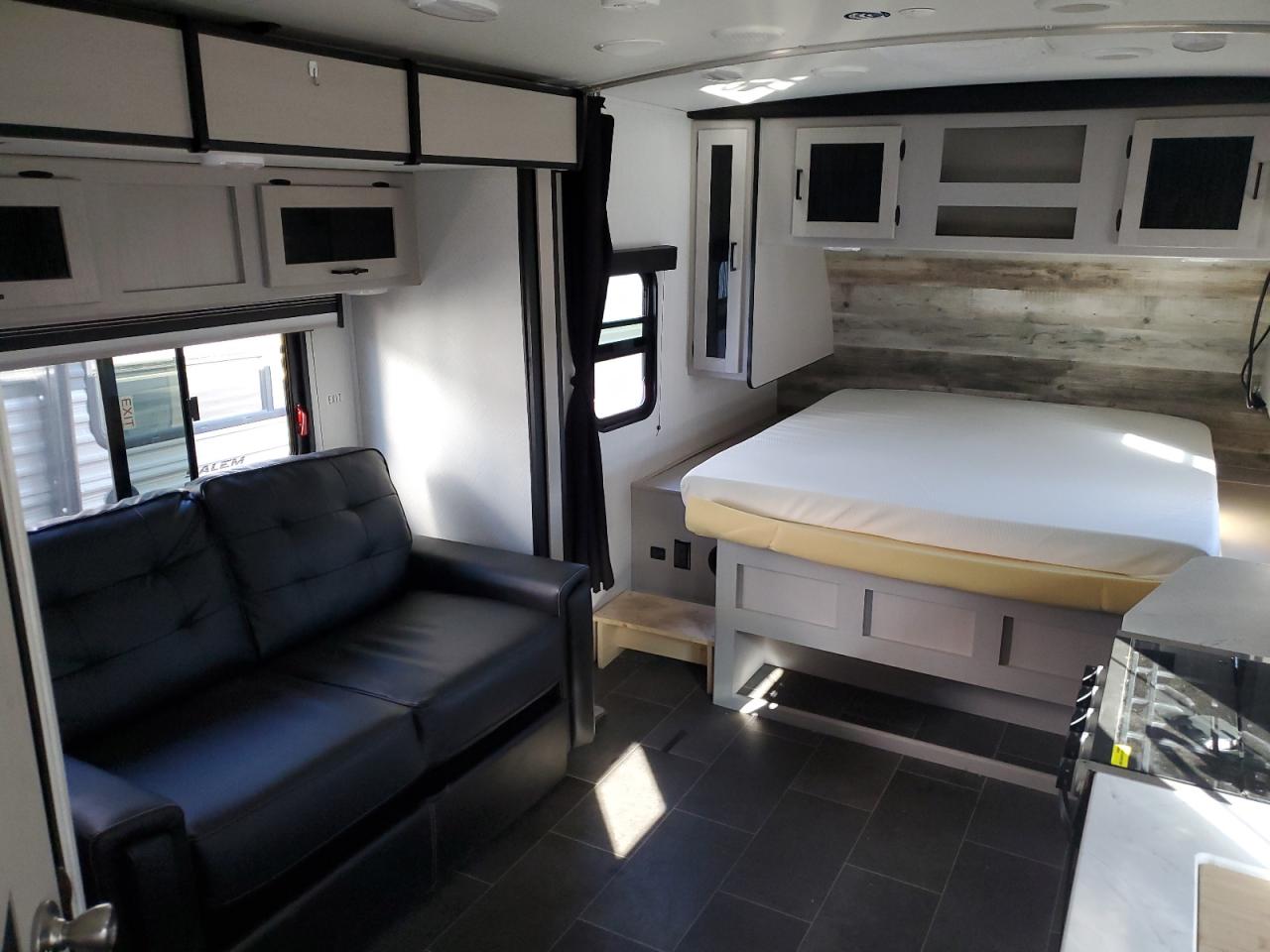 Heart Land Mallard Image 7