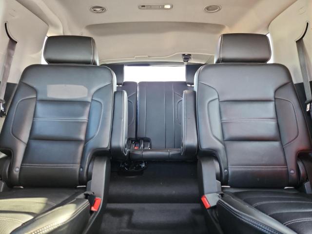 GMC Yukon Denali Image 10