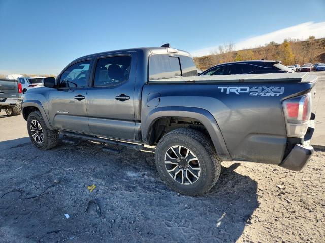 Toyota Tacoma Double Cab Image 8