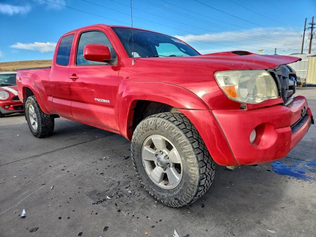 Toyota Tacoma Access Cab Image 8