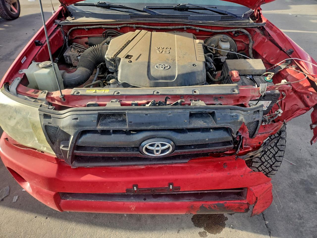 Toyota Tacoma Access Cab Image 12