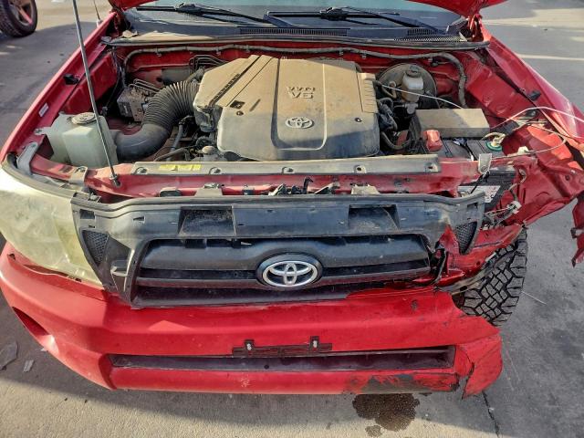 Toyota Tacoma Access Cab Image 12