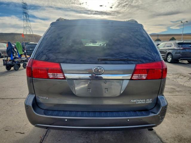 Toyota Sienna Xle Image 6