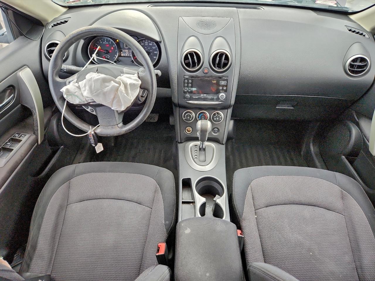 Nissan Rogue S Image 10