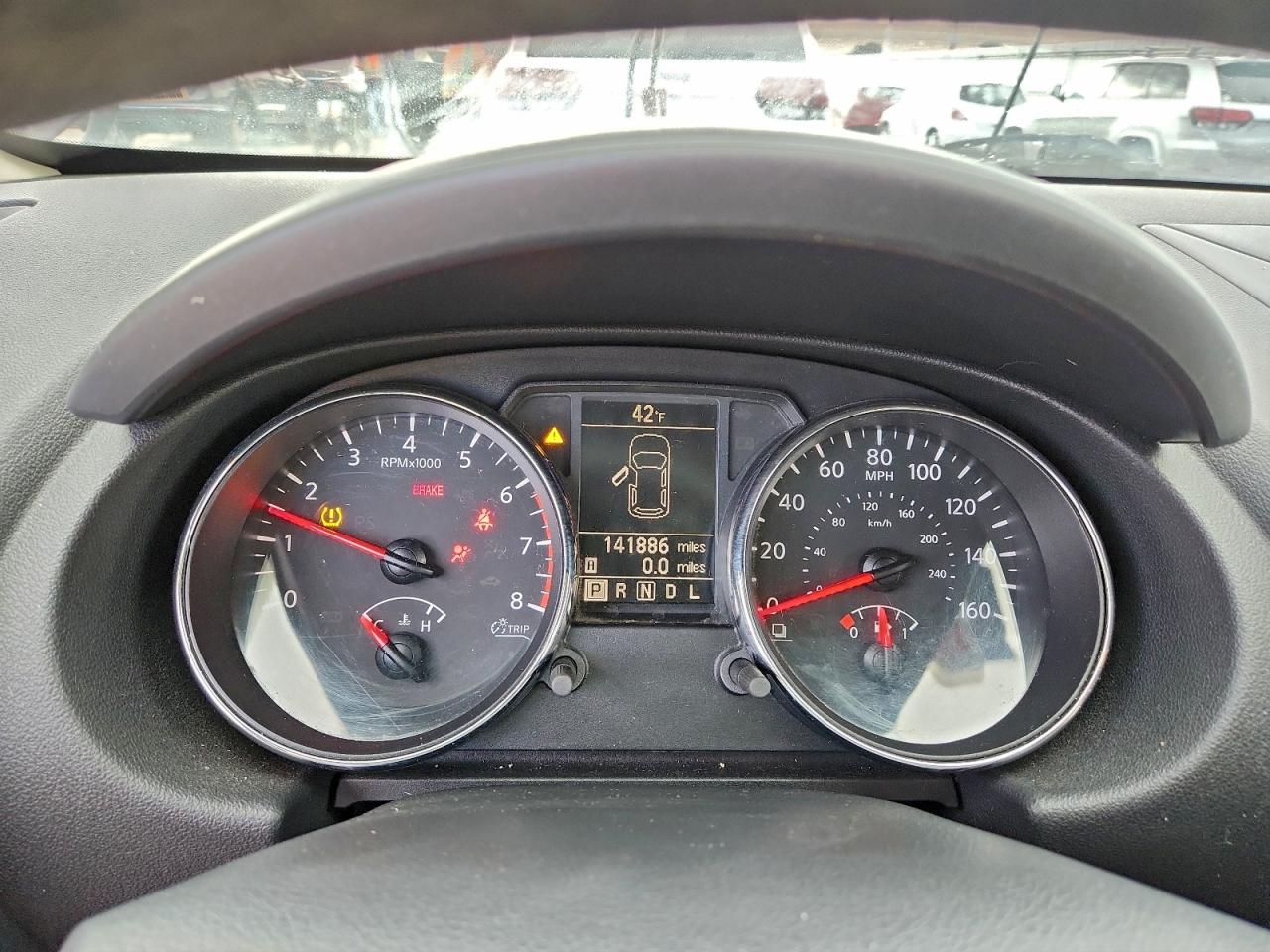 Nissan Rogue S Image 8