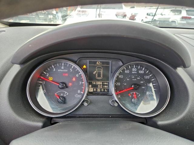 Nissan Rogue S Image 8