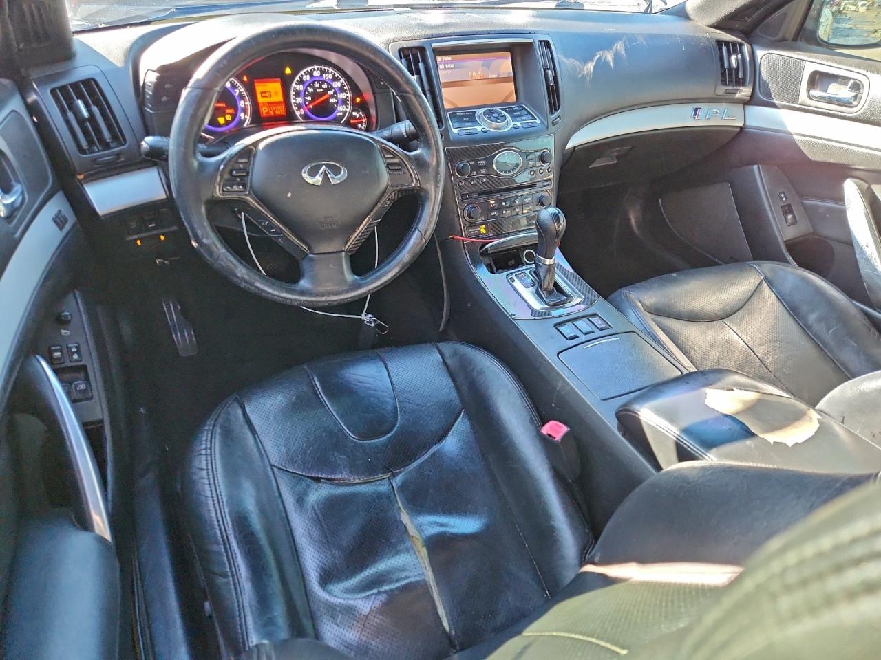 INFINITI G37 Base Image 12