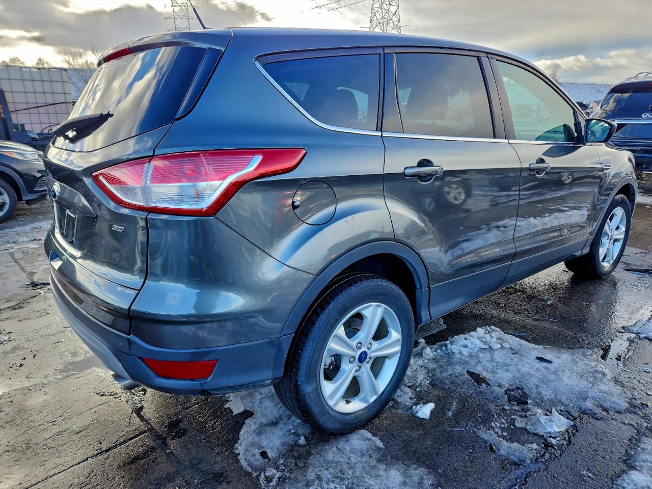 Ford Escape Se Image 4