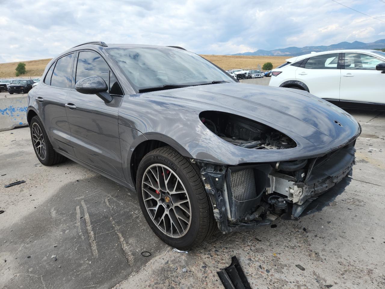 Porsche Macan Gts Image 5
