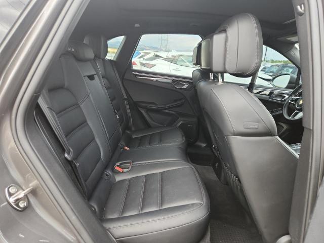 Porsche Macan Gts Image 9