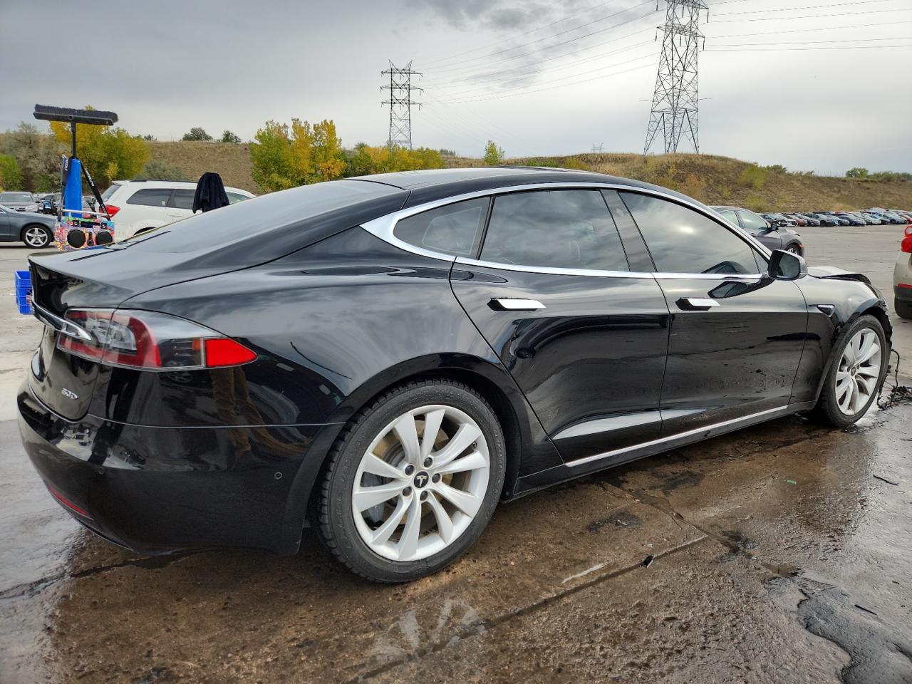 Tesla Model S Image 6