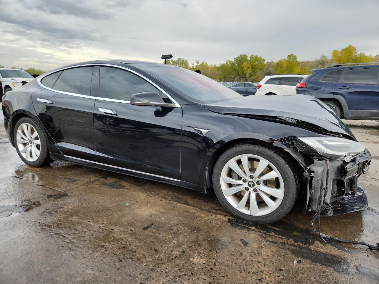 Tesla Model S Image 10