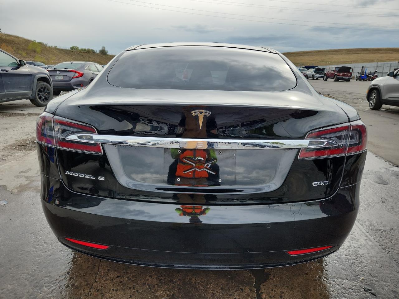 Tesla Model S Image 11