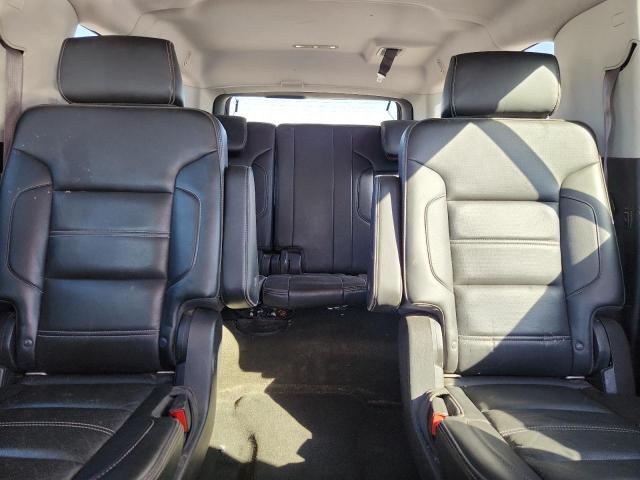 GMC Yukon Denali Image 11