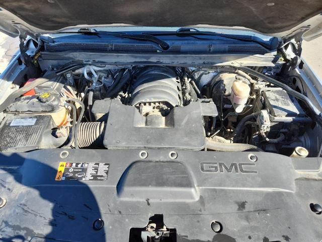 GMC Yukon Denali Image 10