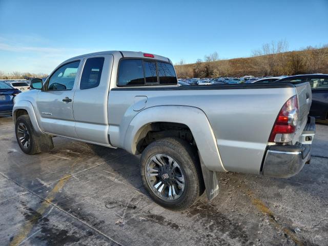 Toyota Tacoma Access Cab Image 9