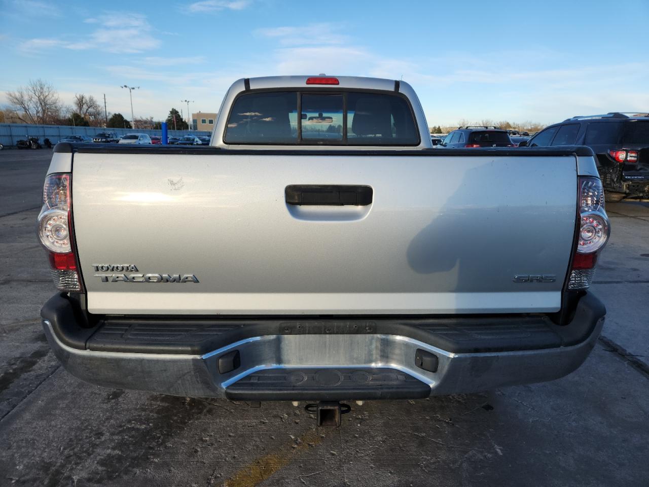 Toyota Tacoma Access Cab Image 4