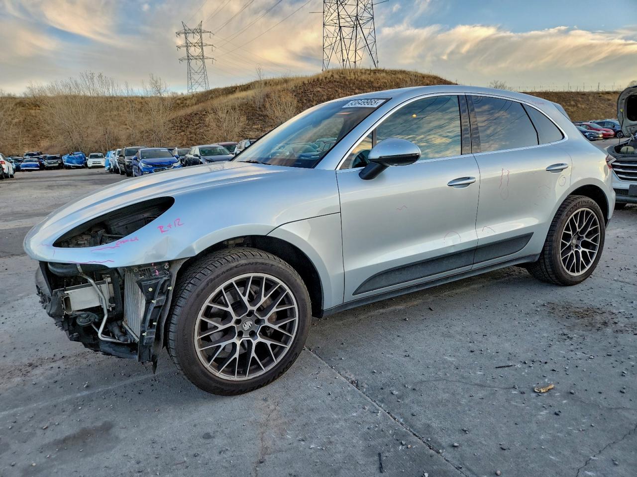 Porsche Macan S Image 1