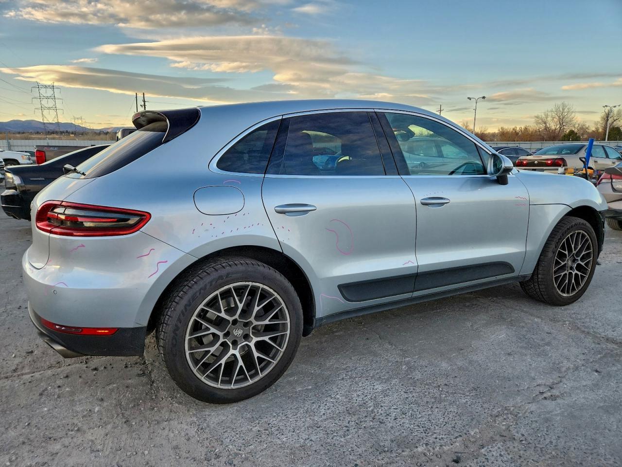 Porsche Macan S Image 7