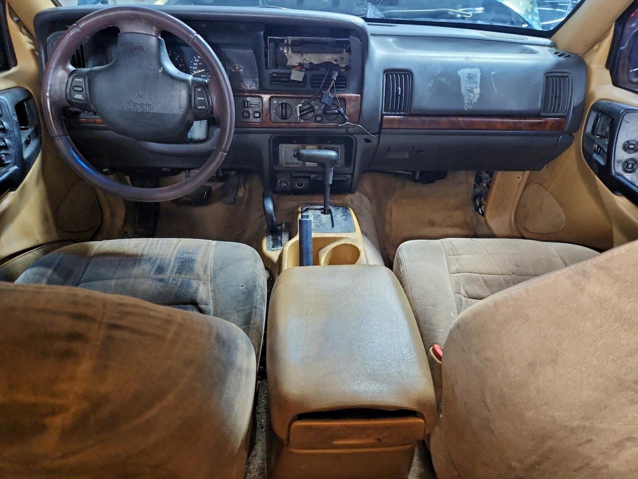 Jeep Grand Cherokee Laredo Image 4