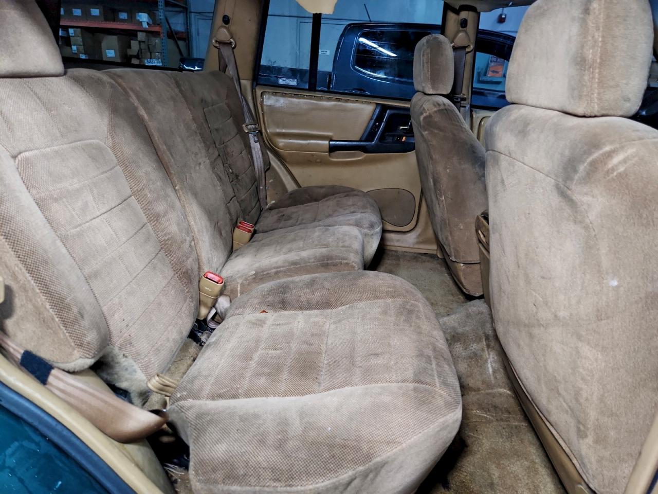 Jeep Grand Cherokee Laredo Image 8