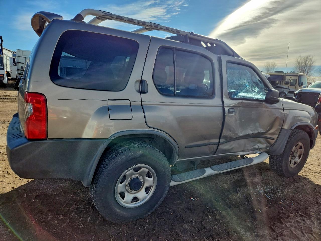 Nissan Xterra Xe Image 2