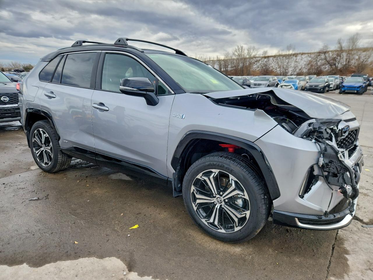 Toyota RAV4 Xse Image 3