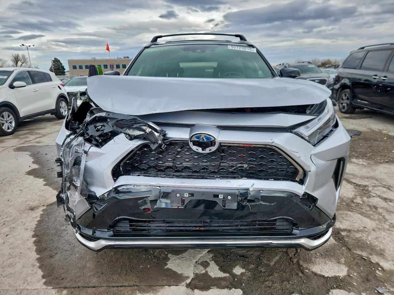 Toyota RAV4 Xse Image 5