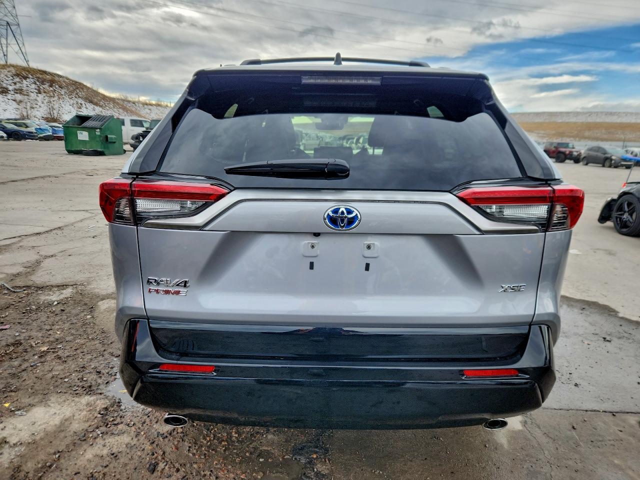 Toyota RAV4 Xse Image 13