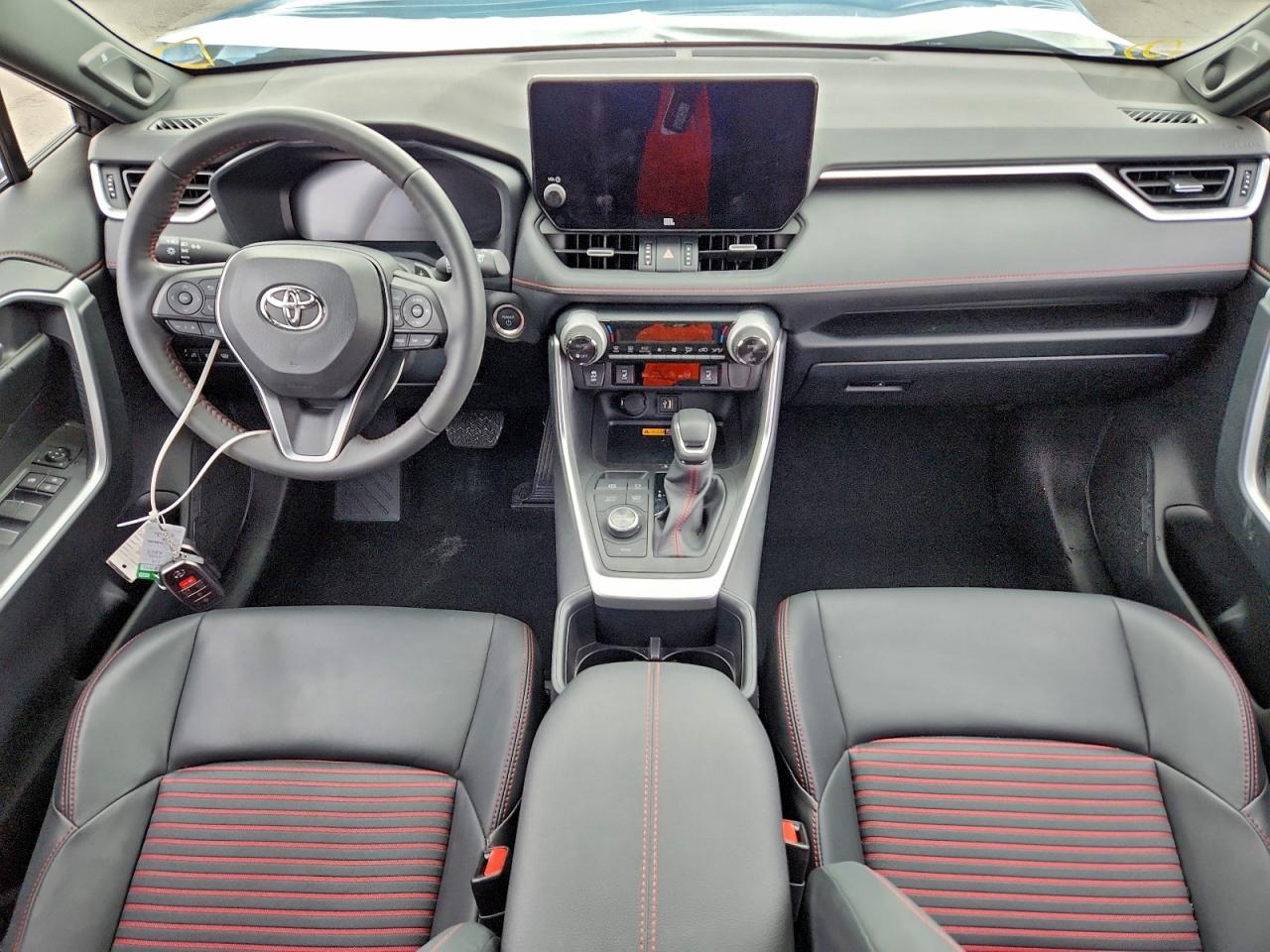 Toyota RAV4 Xse Image 9