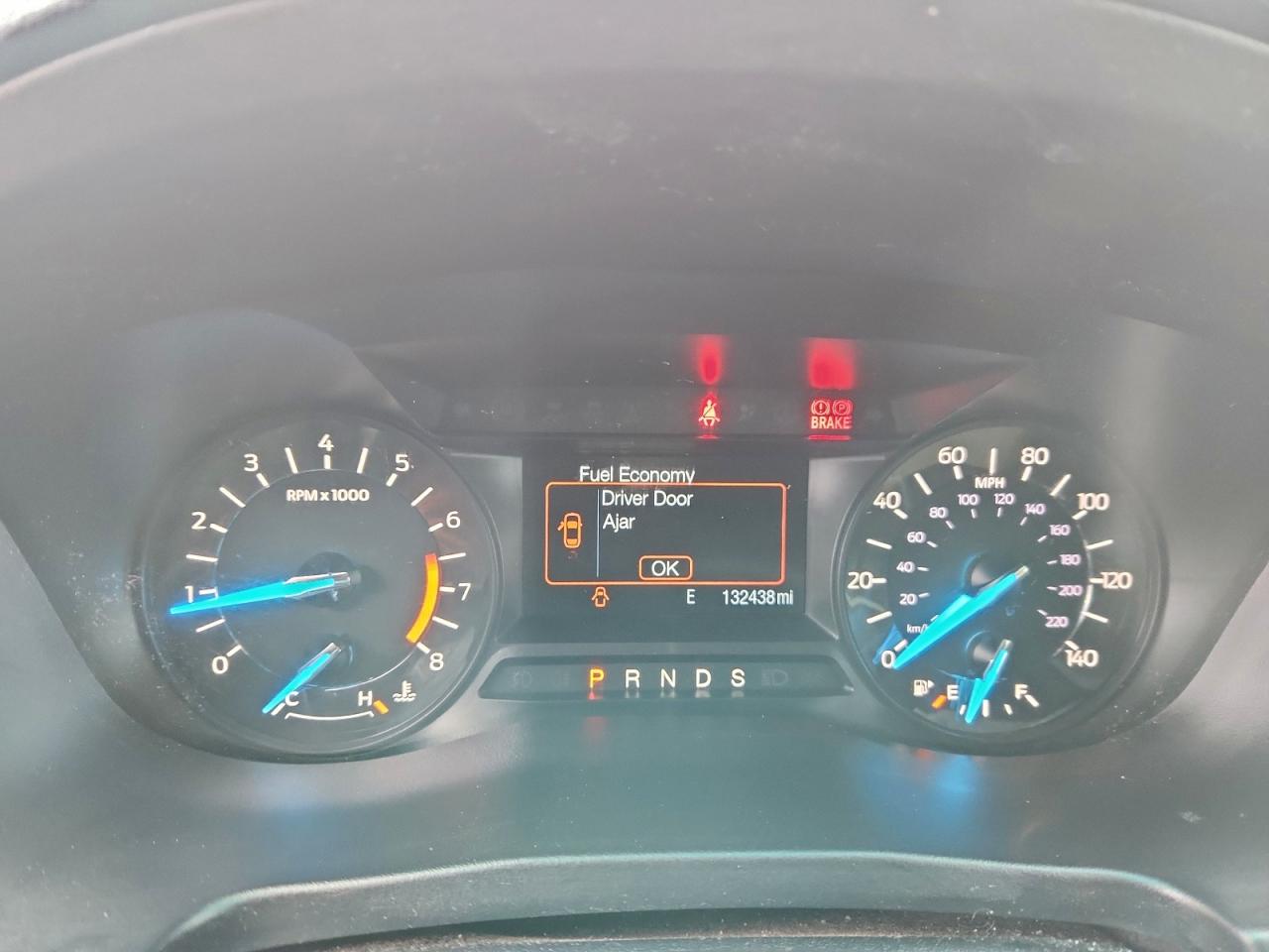 Ford Explorer Image 10