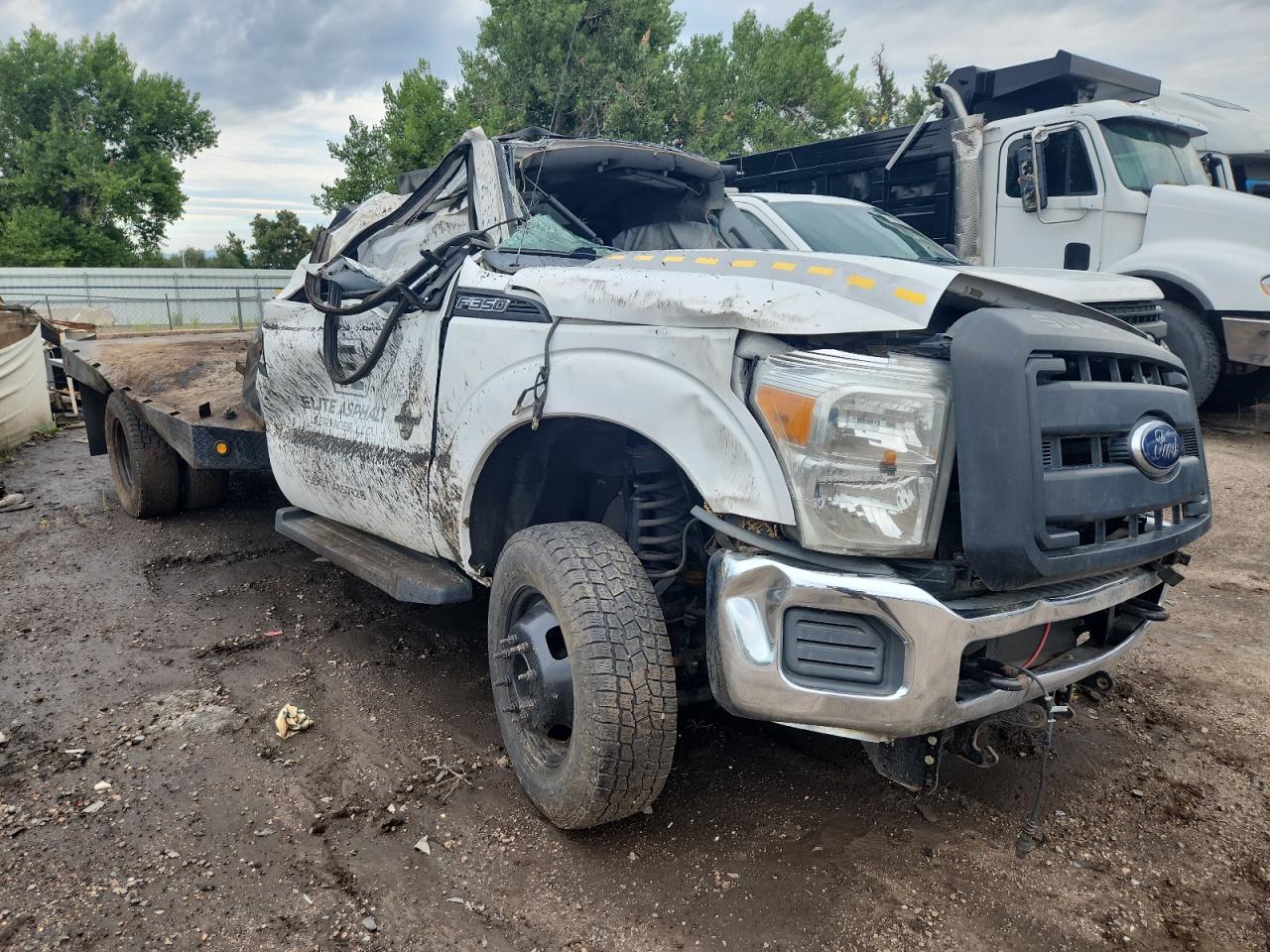 Ford F-350 Super Duty Image 2