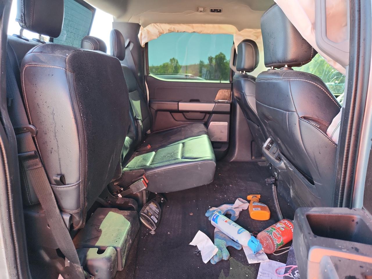 Ford F-150 Supercrew Image 11