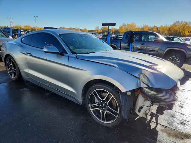 Ford Mustang Image 5