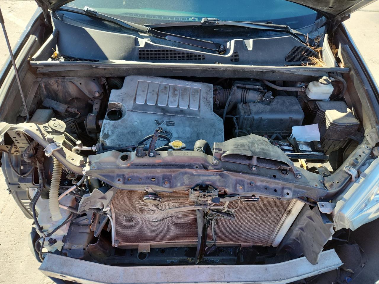 Toyota Highlander Base Image 14