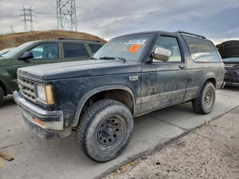  Salvage Chevrolet Blazer