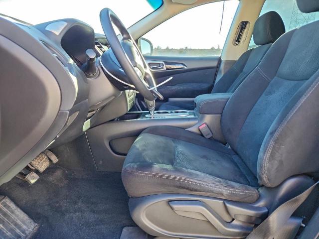 Nissan Pathfinder S Image 10