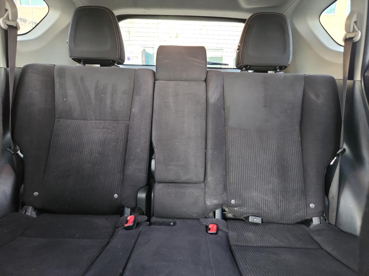 Toyota RAV4 Xle Image 8