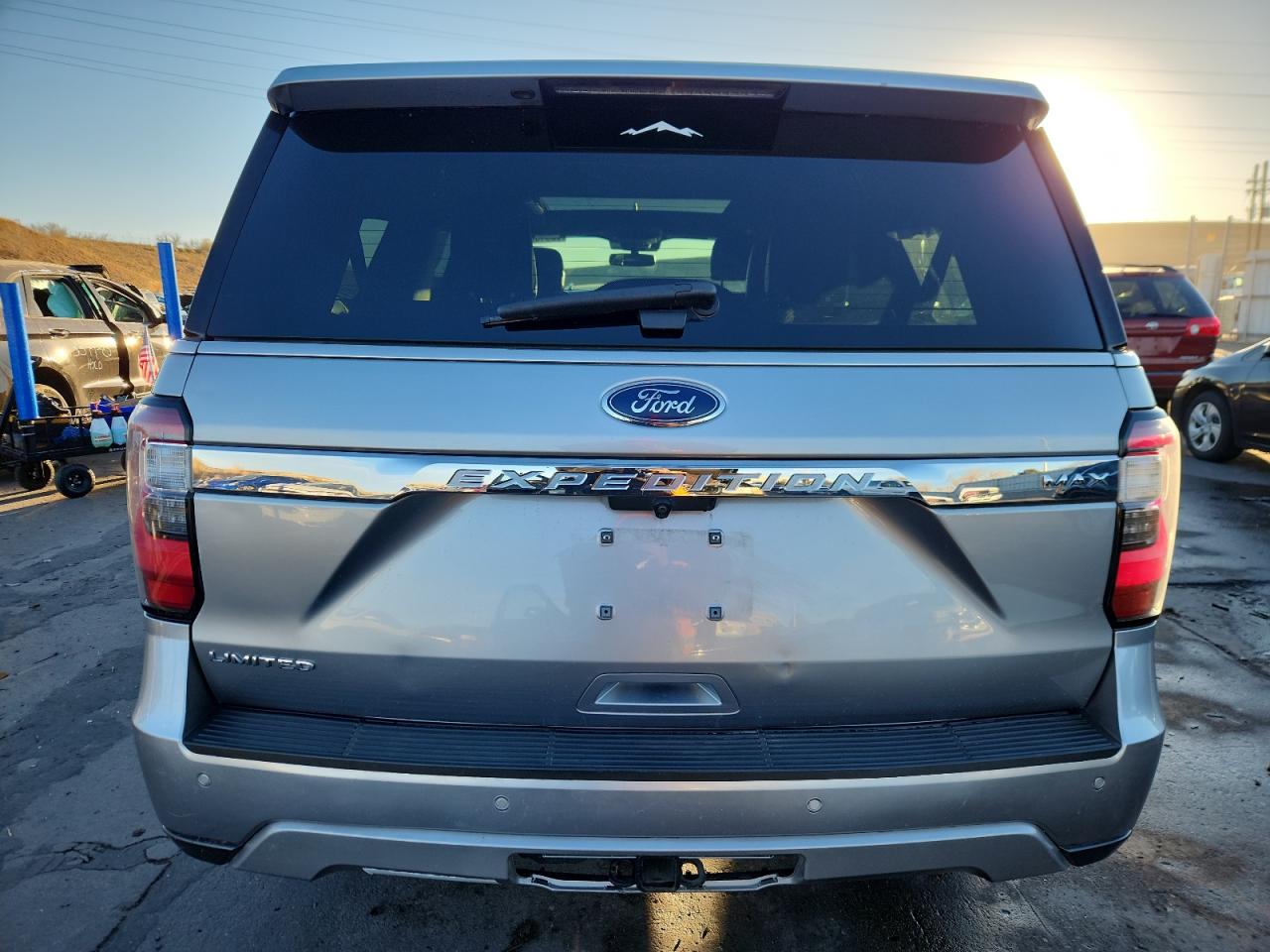 Ford Expedition Max Limited Image 3