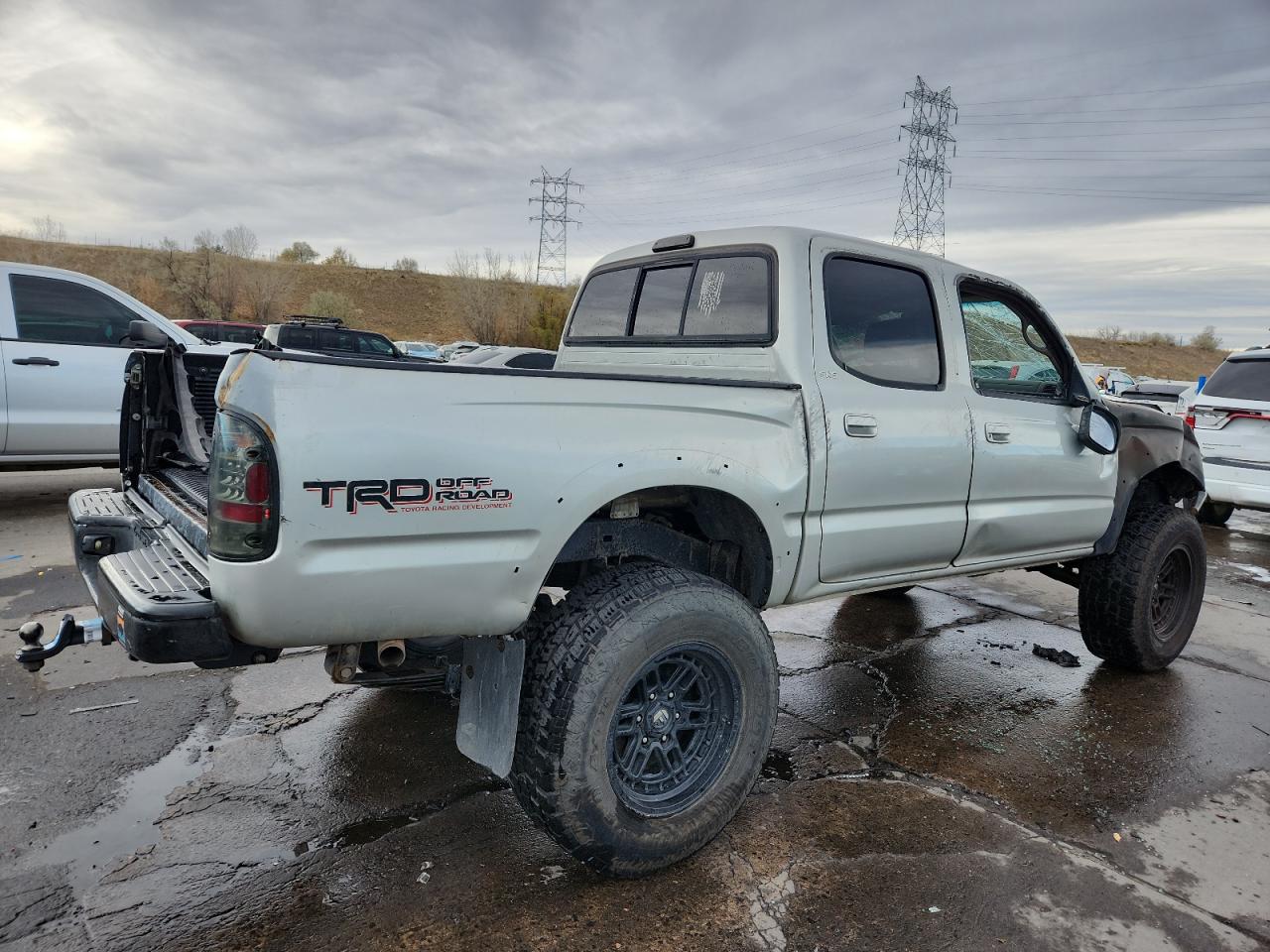 Toyota Tacoma Double Cab Image 2