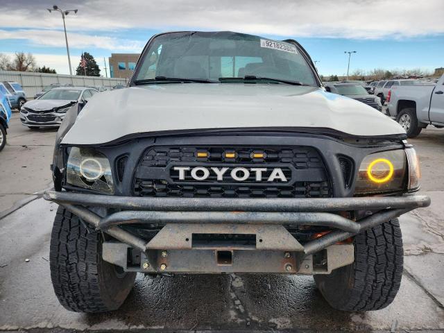 Toyota Tacoma Double Cab Image 5