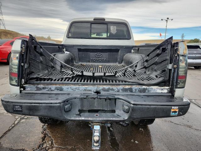 Toyota Tacoma Double Cab Image 8