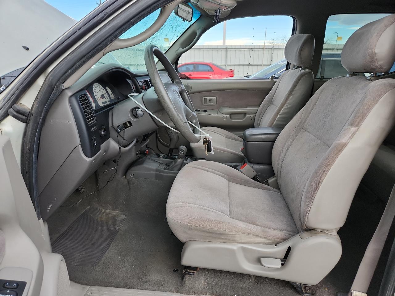 Toyota Tacoma Double Cab Image 10