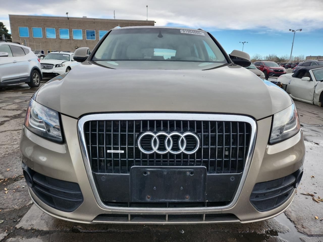 Audi Q5 3.2 Image 2