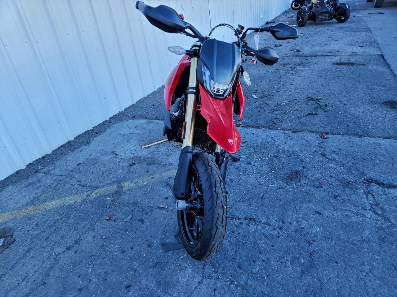 Ducati Hypermotar Image 3