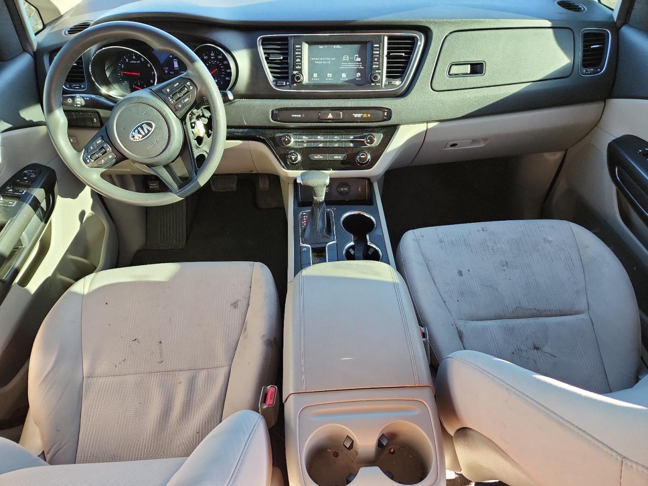 Kia Sedona Lx Image 8