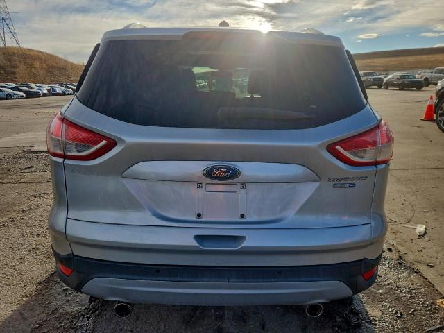Ford Escape Titanium Image 12
