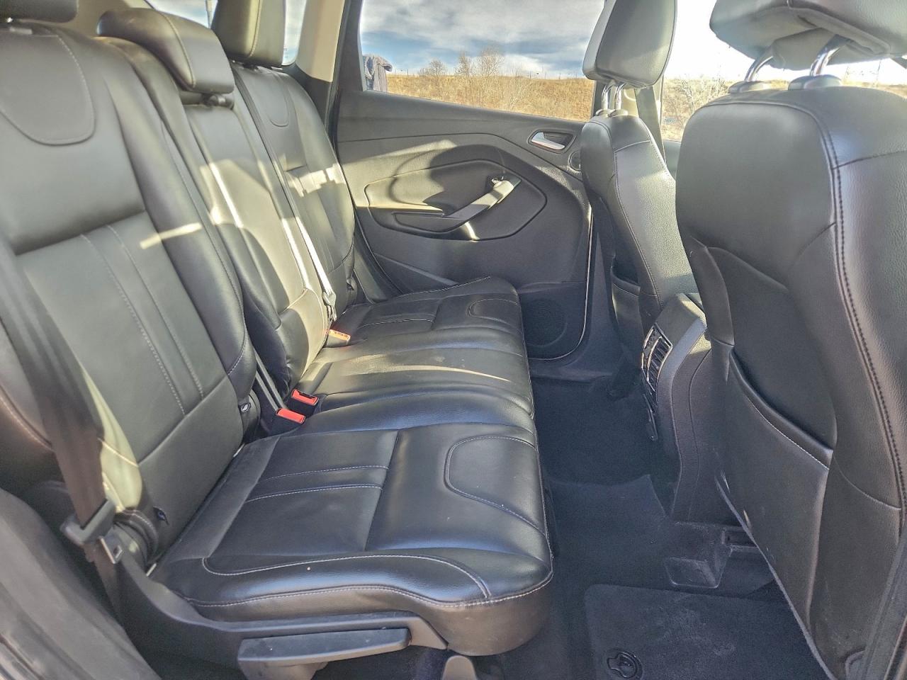 Ford Escape Titanium Image 6