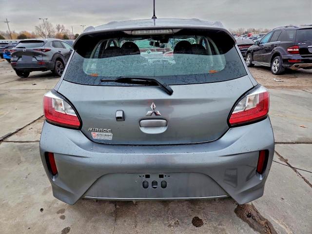 Mitsubishi Mirage Es Image 4